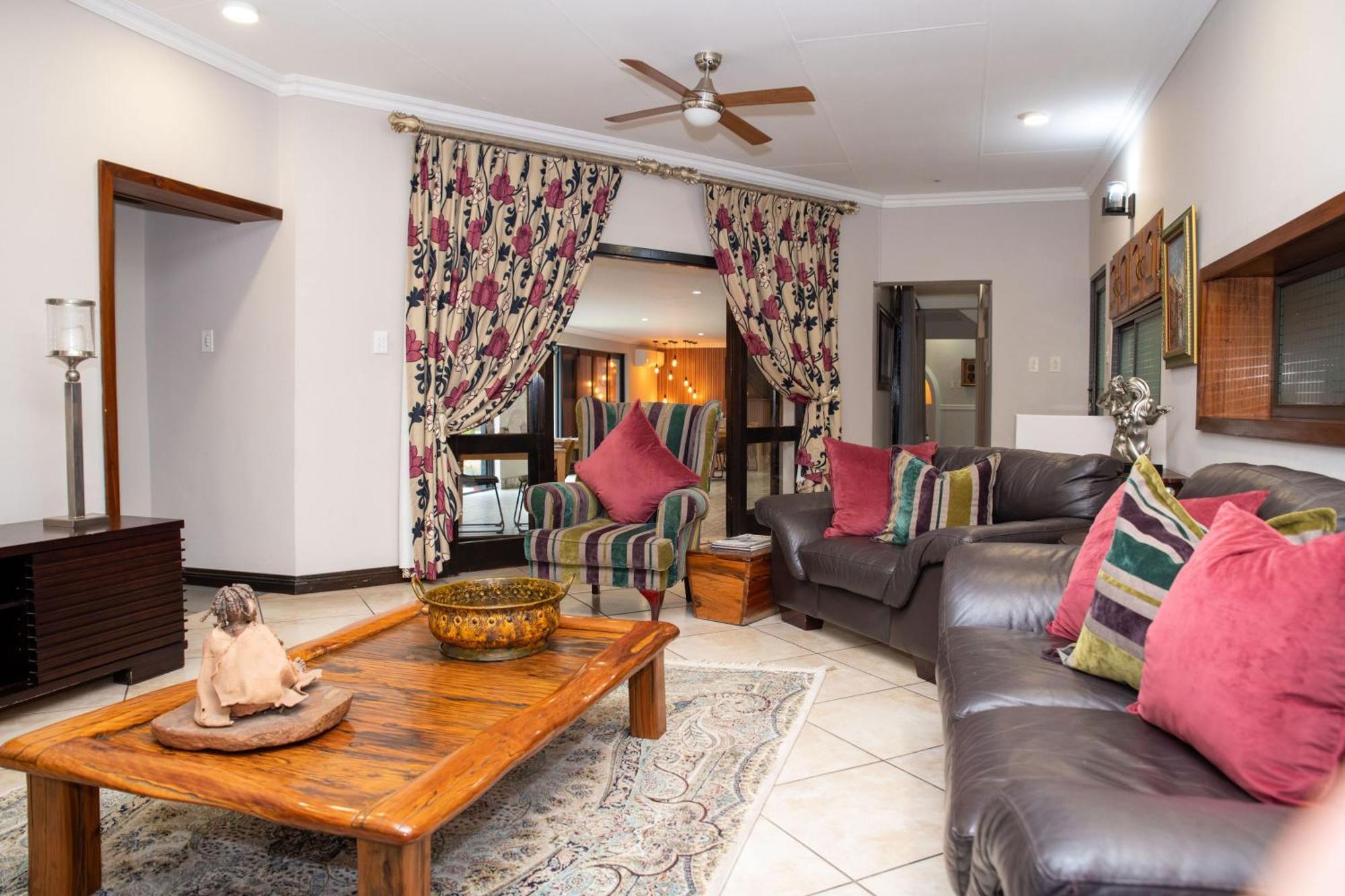 Iso'Bella Vita Guesthouse Phalaborwa Exteriér fotografie