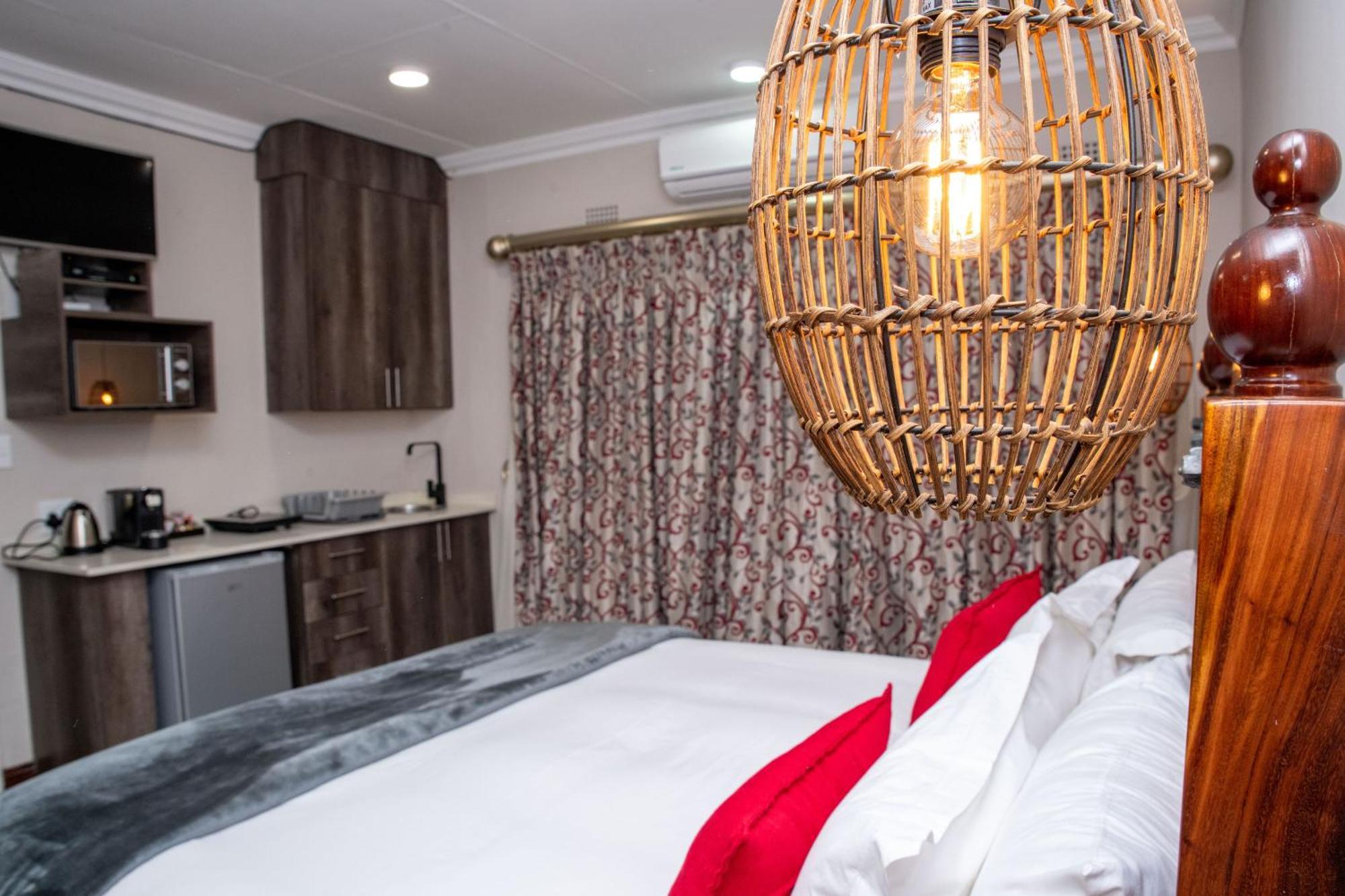 Iso'Bella Vita Guesthouse Phalaborwa Exteriér fotografie